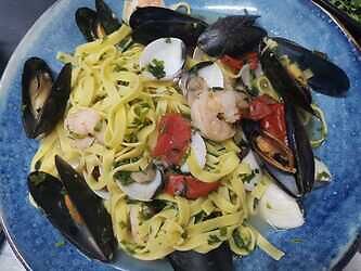 Spaghete cu scoici